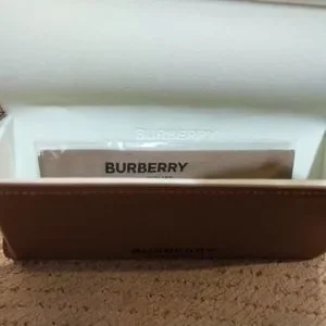 Burberry | Accessories | Burberry Leather Sunglasses Case  display picture 2